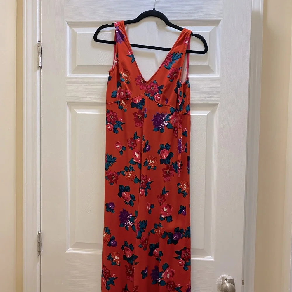 Anthropologie Floreat Red Rose Floral Wide Leg V-neck jumpsuit - Picture 4 of 7